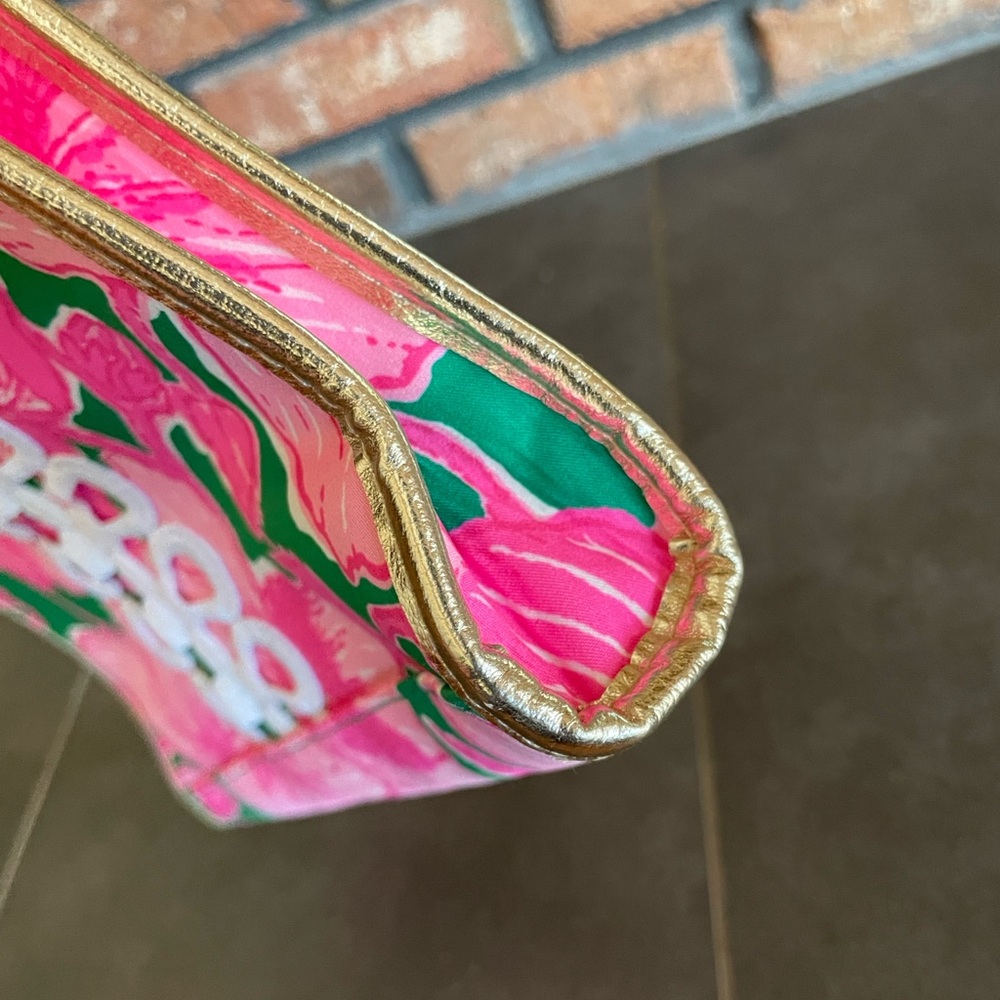 NEW Lilly Pulitzer palm hibiscus clutch - Picture 3 of 9